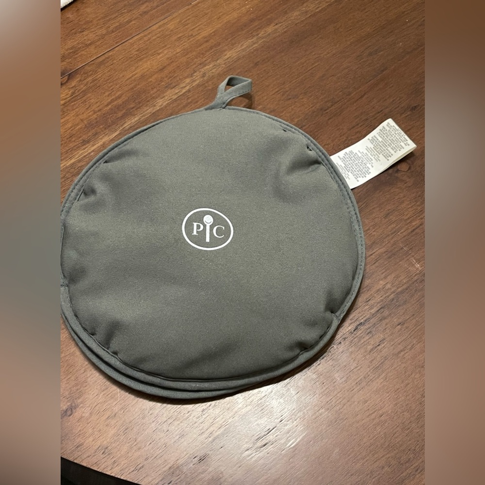 Pampered Chef Tortilla Warmer - never use.